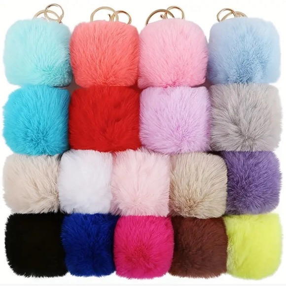 957 ❤️ 6 Pack Faux Fur Pom Pom Keychain Kit Cute Soft Bag Purse Backpack Charms - Picture 1 of 6